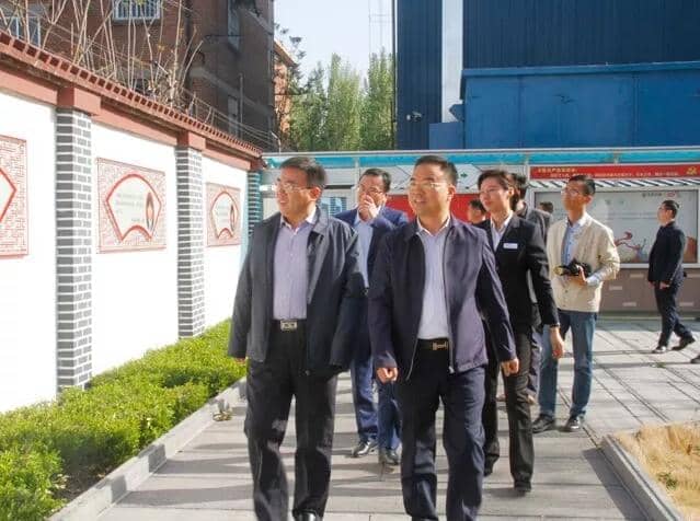 區(qū)委常委、區(qū)紀(jì)委書記、區(qū)監(jiān)委主任王慶峰調(diào)研天意機(jī)械
