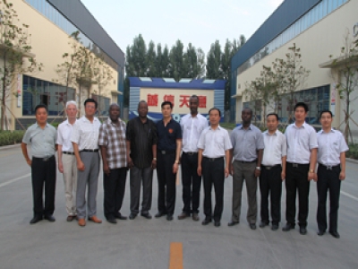 熱烈歡迎非洲諸國大使代表團訪問天意機械！