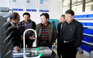 山東大學(xué)機(jī)械工程學(xué)院仇道濱書記、馮顯英教授蒞臨公司