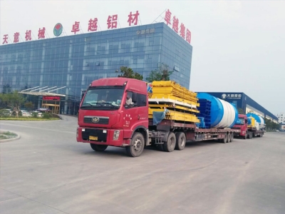 熱烈祝賀內(nèi)蒙古客戶輕質(zhì)墻板生產(chǎn)線成功啟運(yùn)！